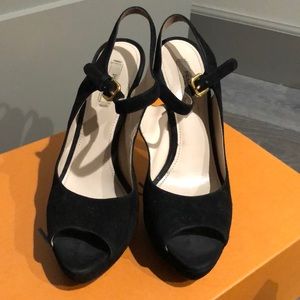 PRADA suede pumps